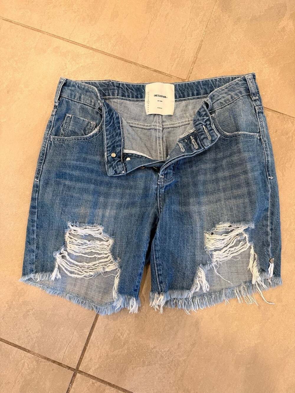 One Teaspoon Stevies Boyfriend Denim Shorts